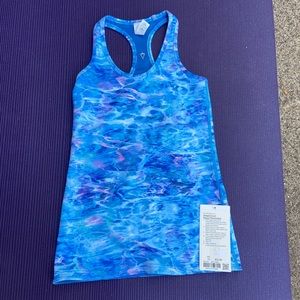 NWT Ivivva KeepUrCool Racer Size 12